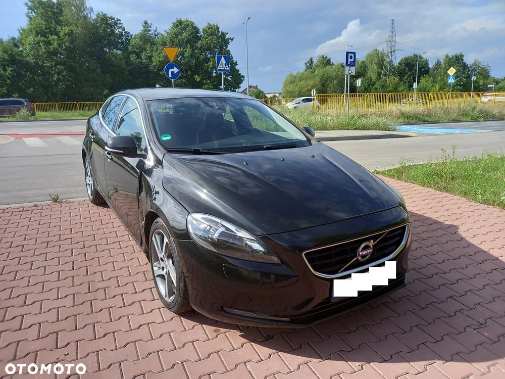 Volvo V40 D2 - 12
