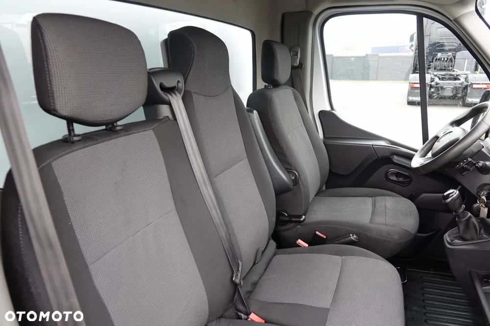 Renault MASTER / WYWROTKA / BLIŹNIAK / MANUAL / 3 MIEJSCA / - 36