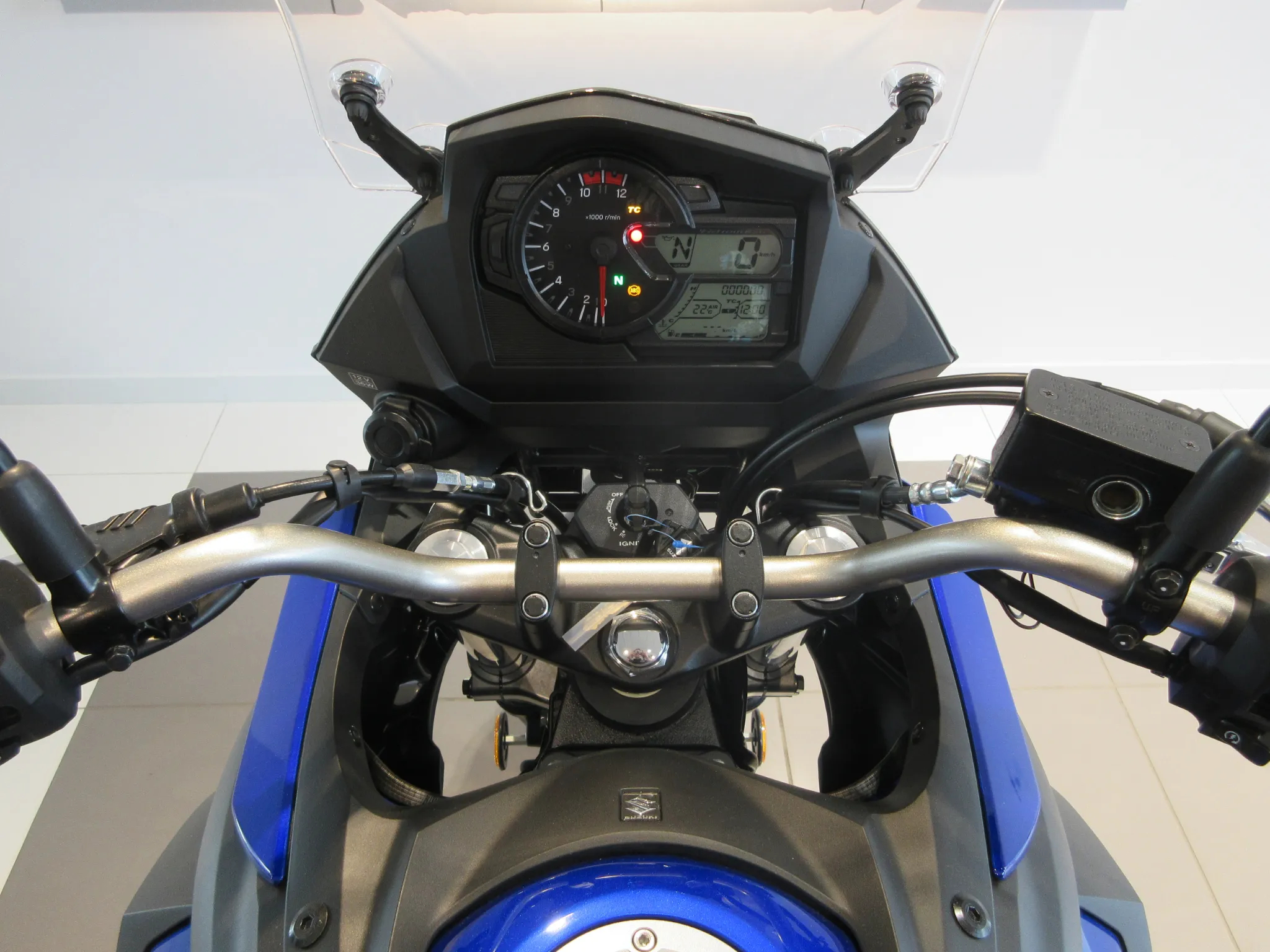 Suzuki V-STROM - 7