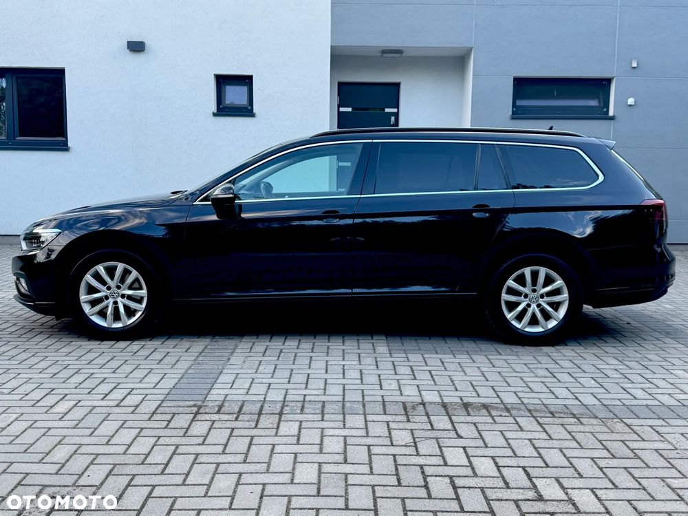 Volkswagen Passat 1.6 TDI SCR DSG Trendline - 8