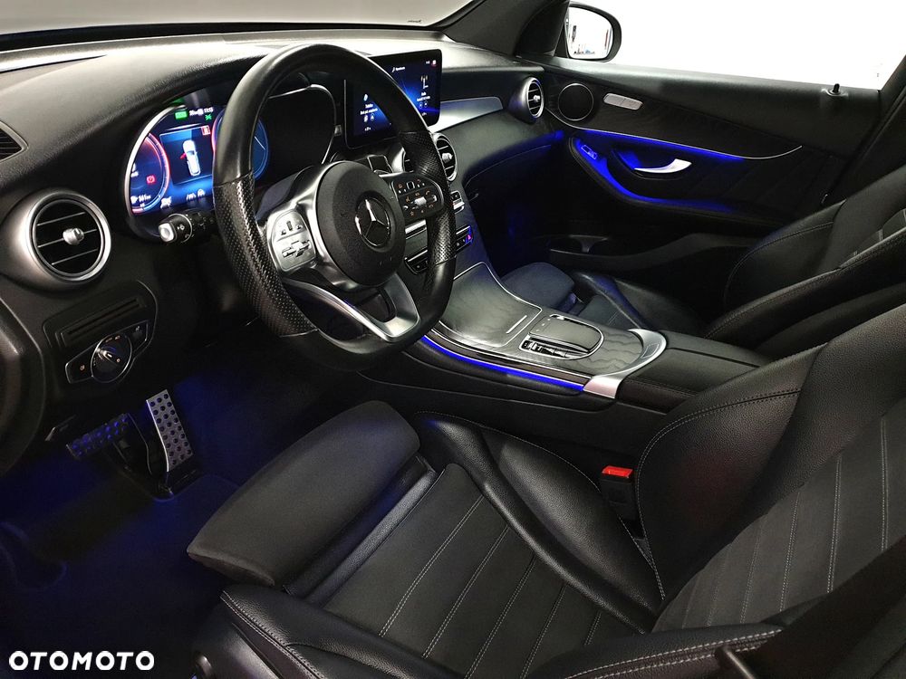Mercedes-Benz GLC 300 de 4Matic 9G-TRONIC AMG Line Plus - 39