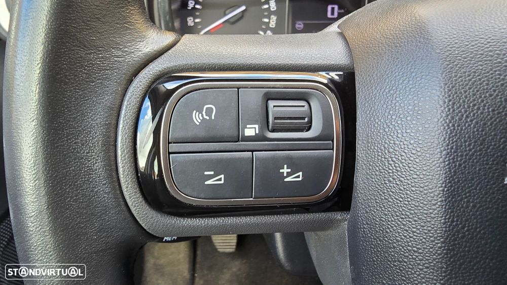 Citroën C3 1.2 PureTech Shine - 15