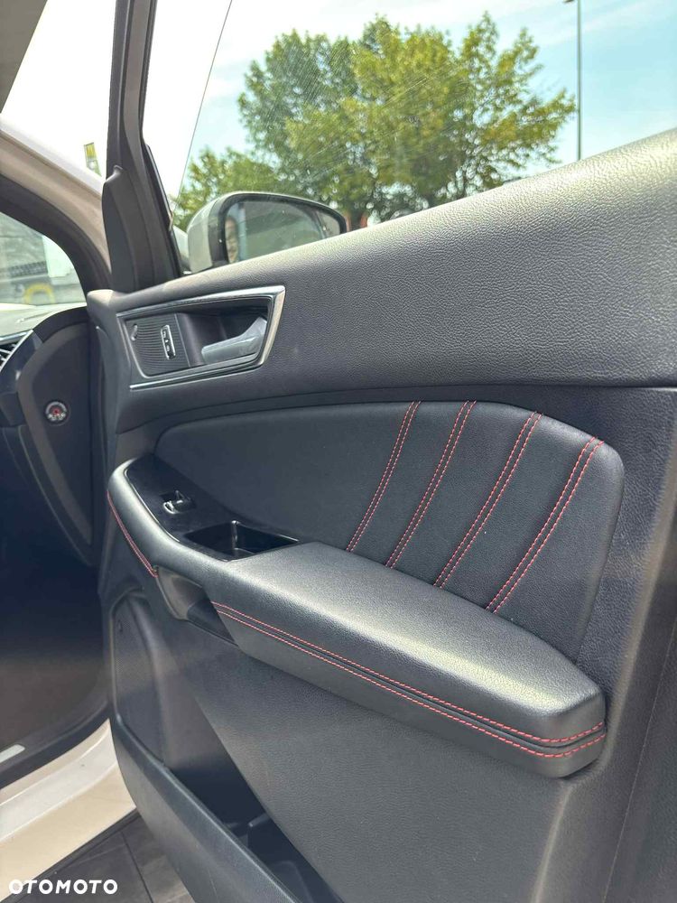 Ford Edge 2.0 EcoBlue Twin-Turbo 4WD ST-Line - 10
