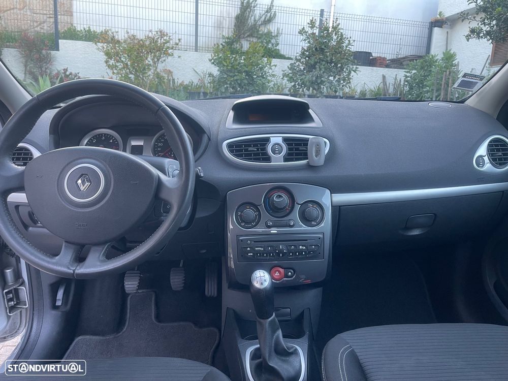 Renault Clio 1.5 dCi 90 FAP Luxe - 6