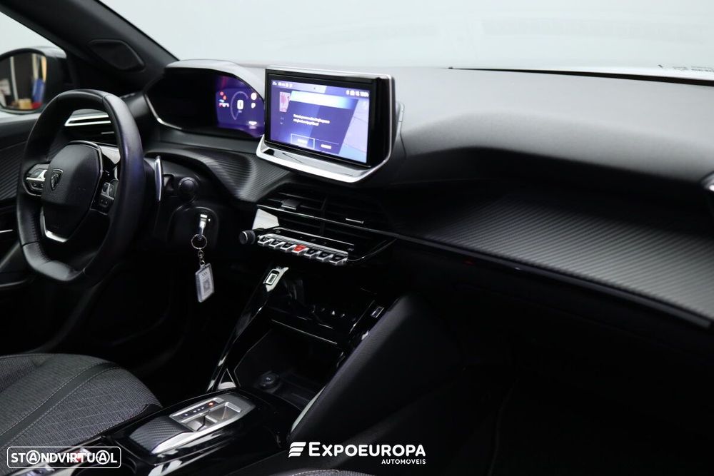 Peugeot 2008 PureTech 130 EAT8 Allure - 21