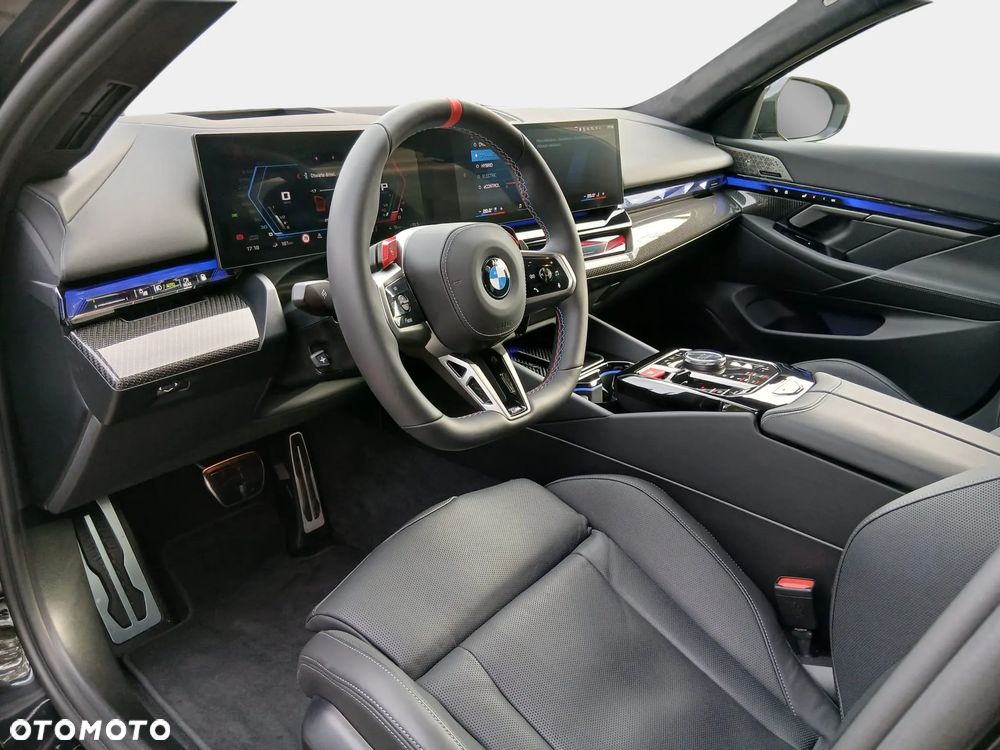 BMW M5 PHEV - 12