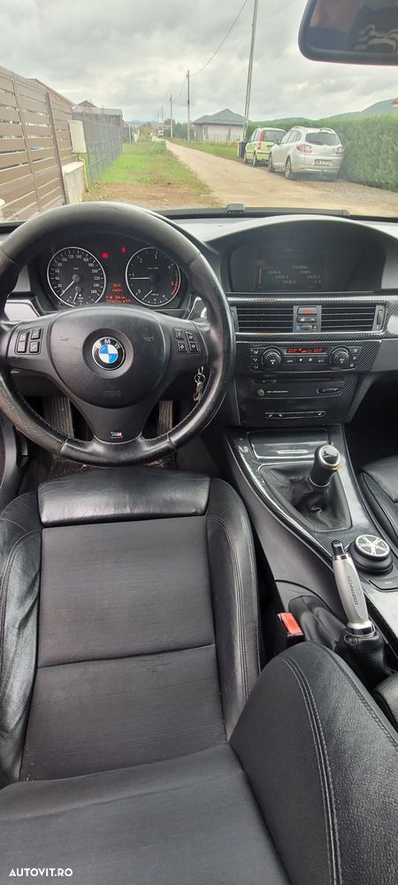 BMW Seria 3 320d - 4