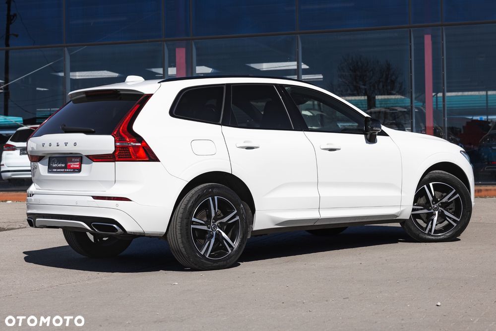 Volvo XC 60 D4 AWD Geartronic RDesign - 9