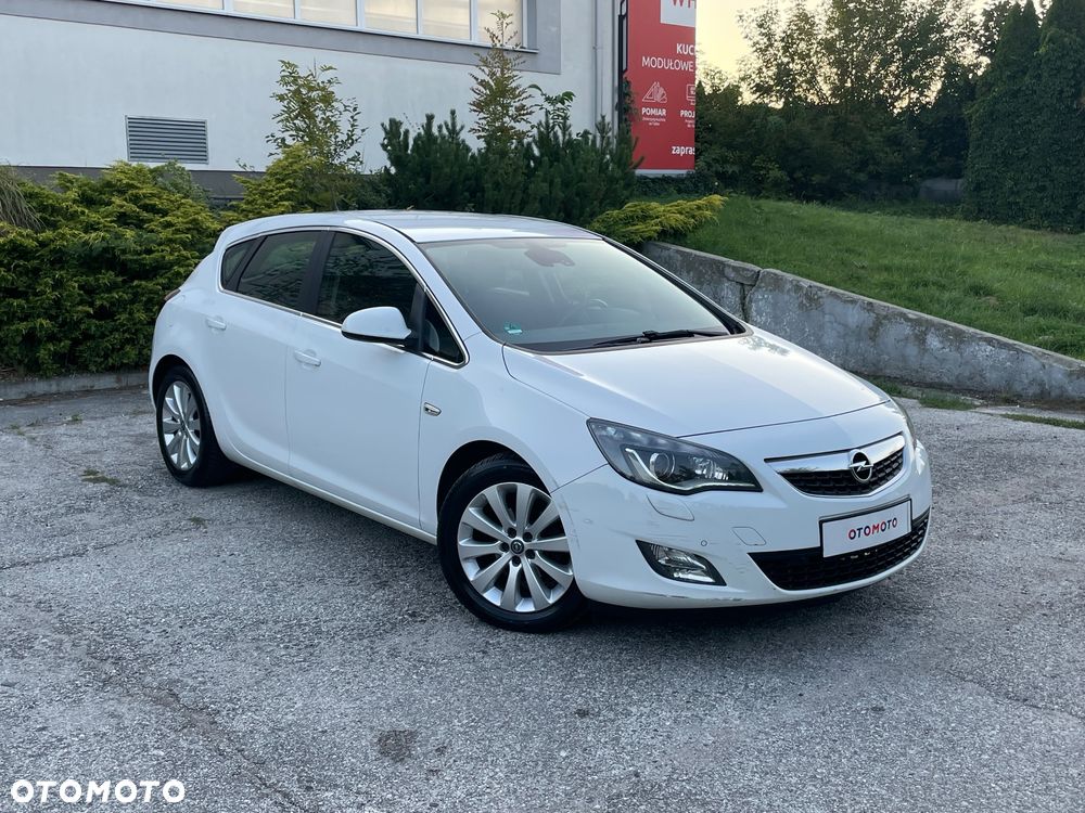 Opel Astra 1.4 Turbo Exklusiv - 18