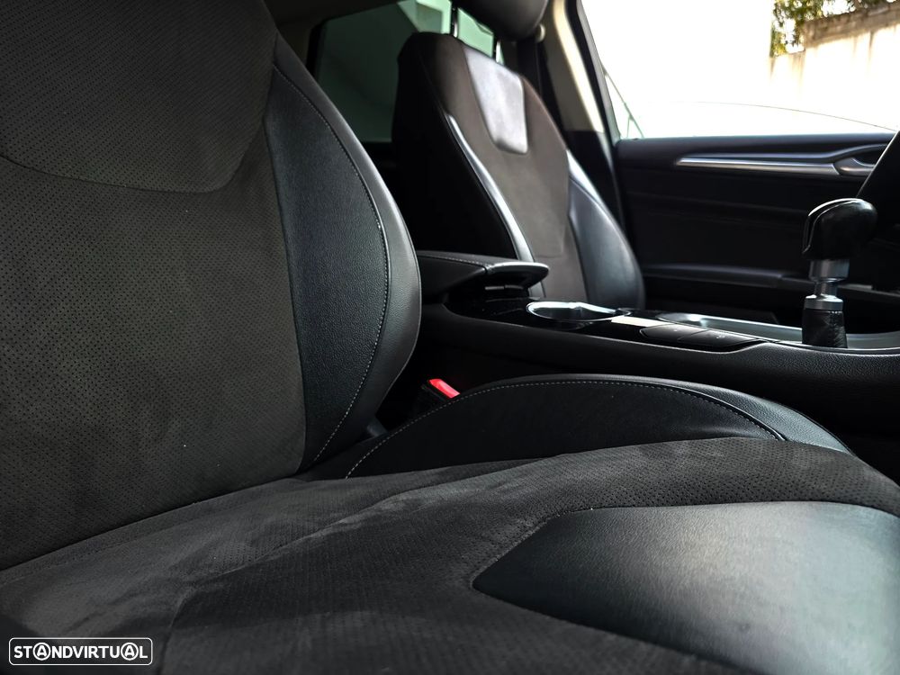 Ford Mondeo SW 2.0 TDCi Titanium - 52