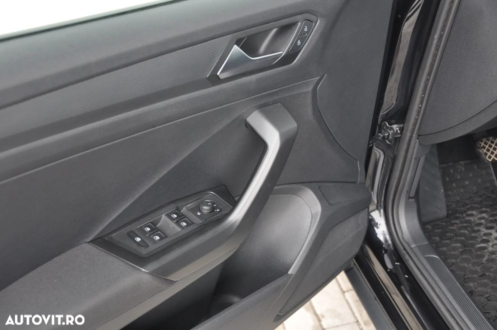 Volkswagen T-Roc 1.6 TDI Base - 7