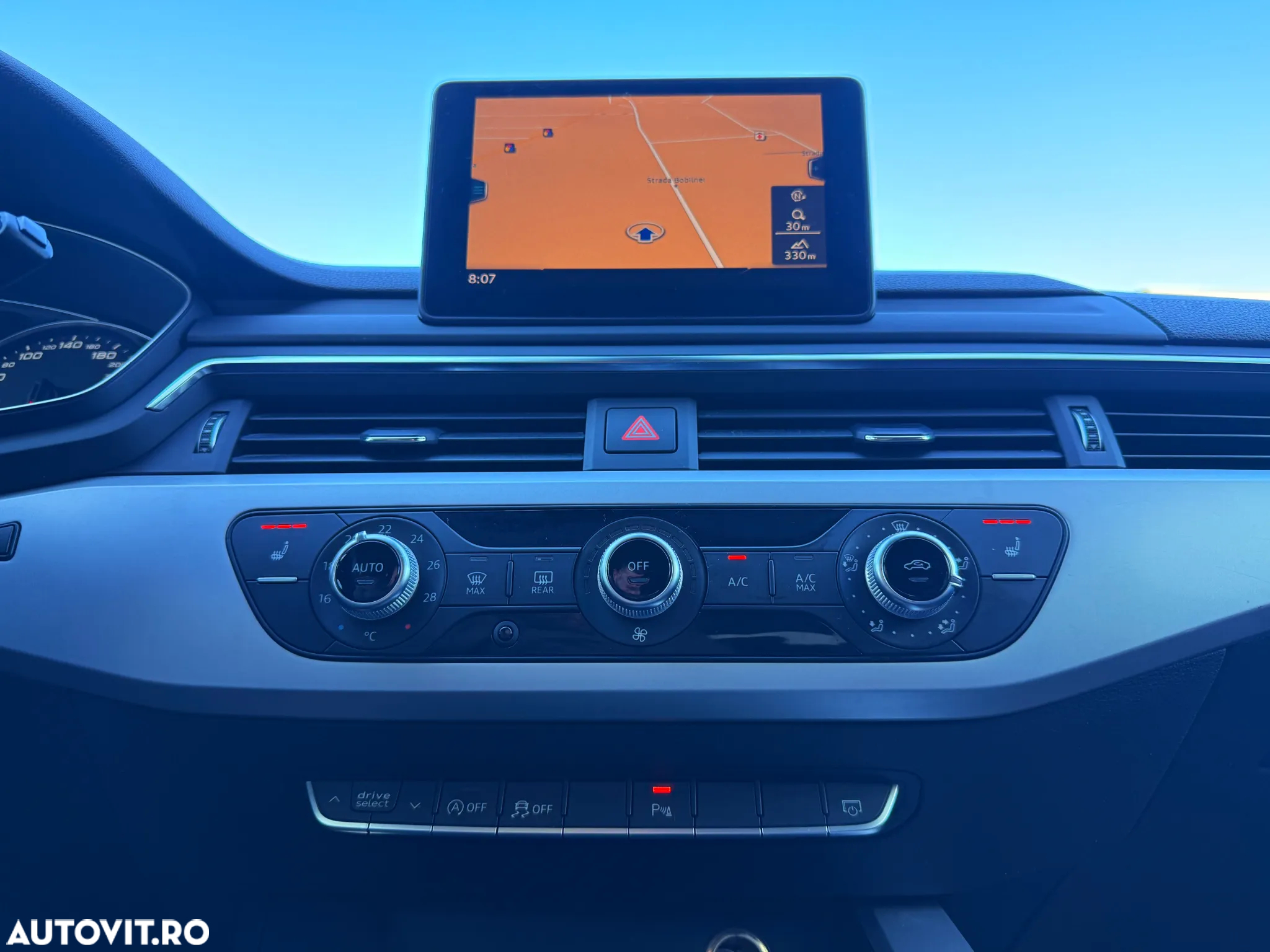 Audi A4 Avant 2.0 TDI S tronic quattro - 21
