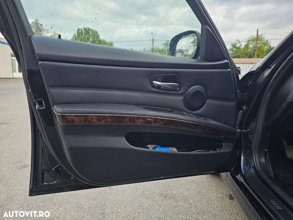 BMW Seria 3 320d - 2