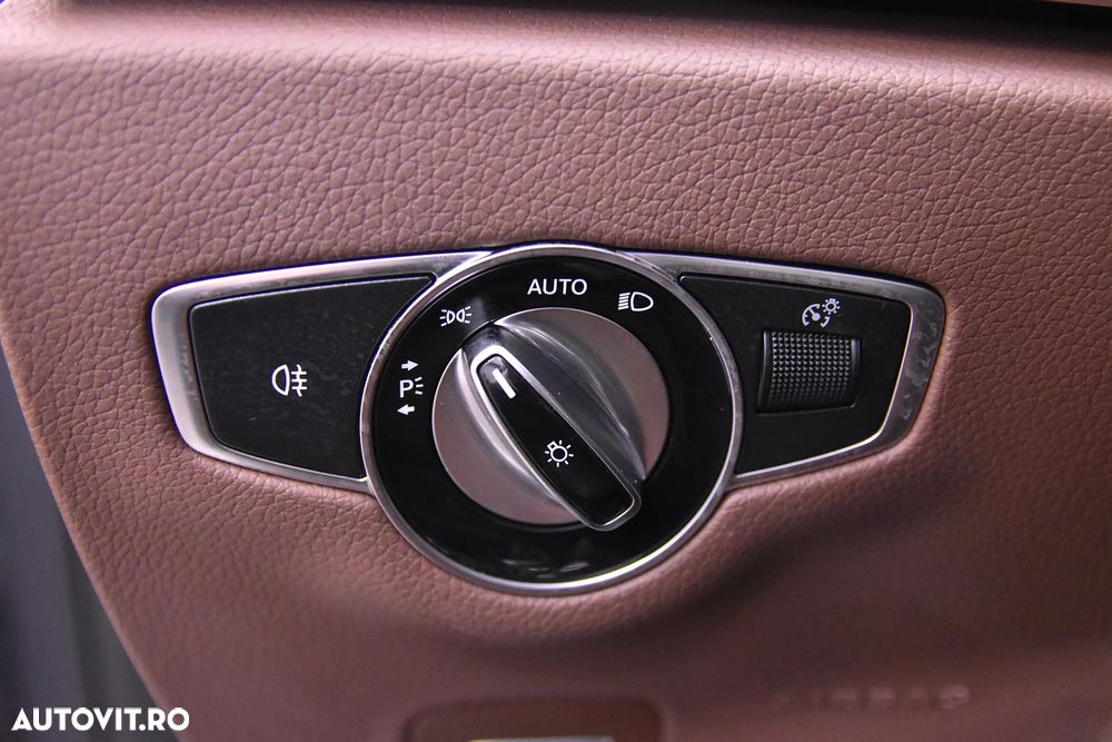 Mercedes-Benz E 220 d 4Matic All-Terrain 9G-TRONIC Avantgarde - 14