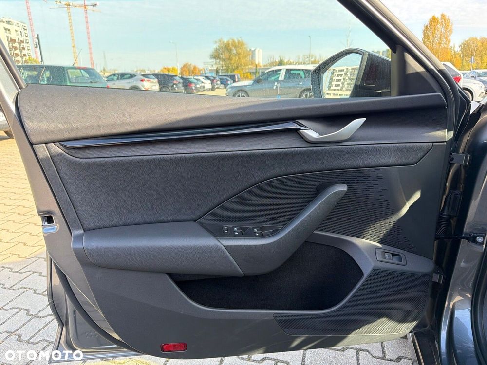 Skoda Octavia 1.5 TSI mHEV Sportline DSG - 11