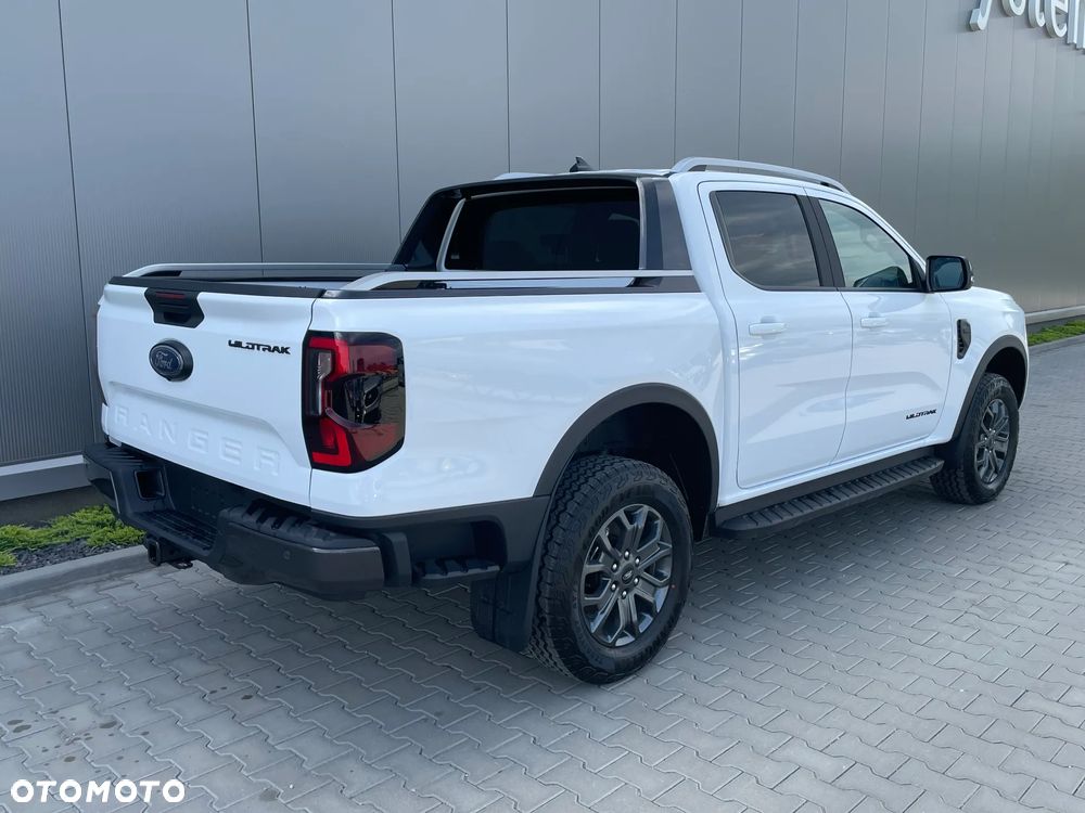 Ford Ranger 2.0 EcoBlue Bi-Turbo 4x4 DC Wildtrak - 17