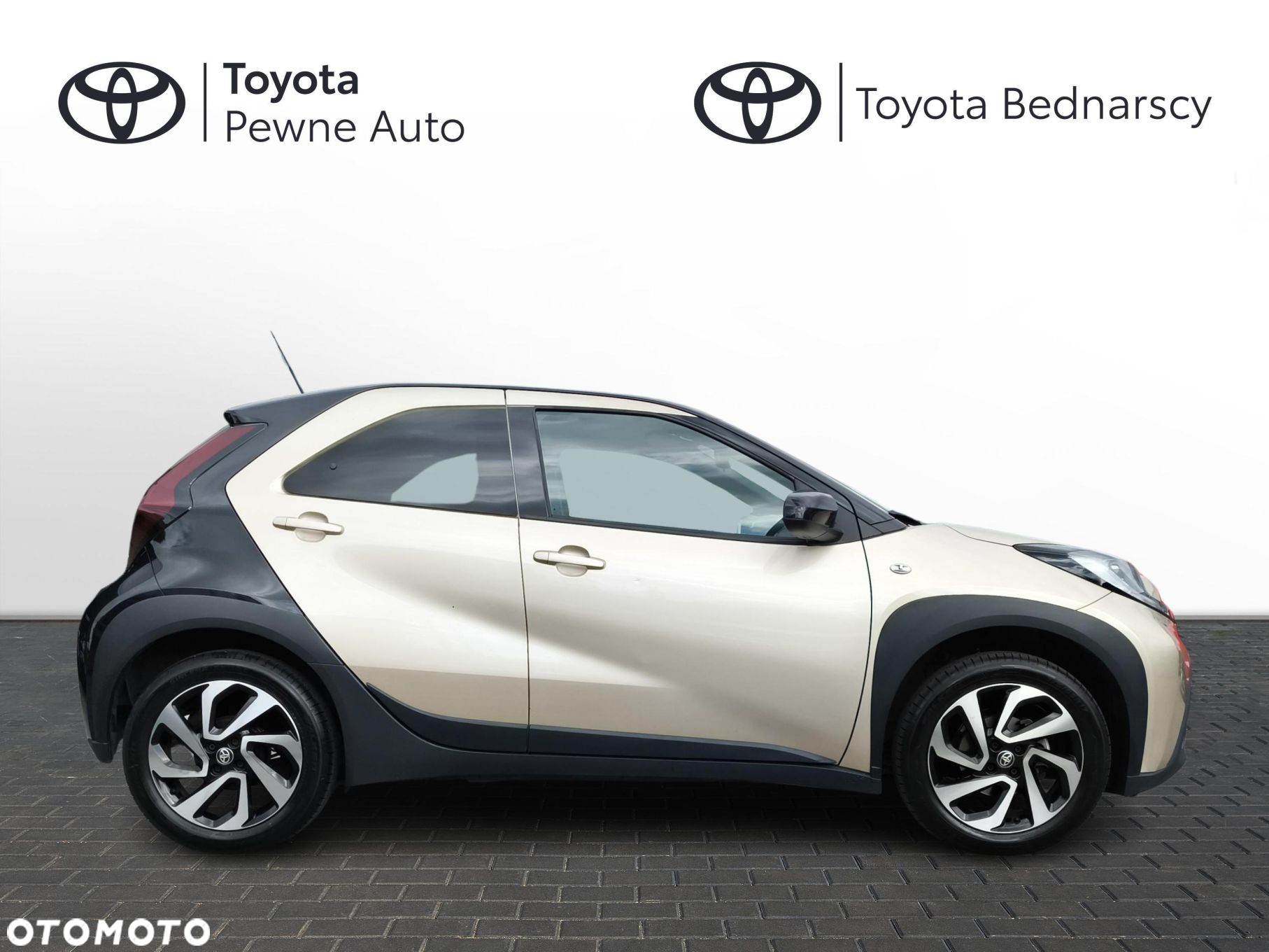 Toyota Aygo X 1.0 VVT-i Style CVT - 4