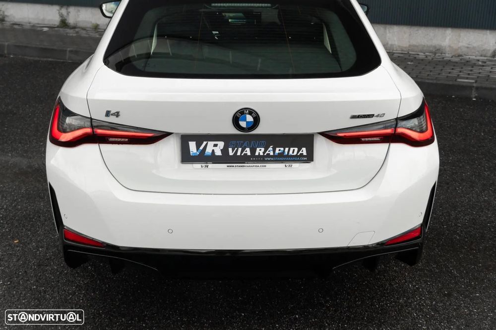 BMW i4 eDrive40 - 38