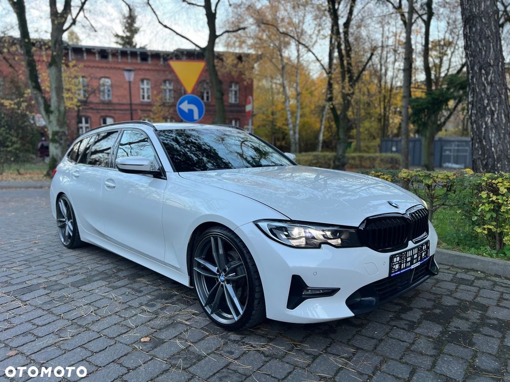 BMW Seria 3 320d Sport Line Shadow - 21