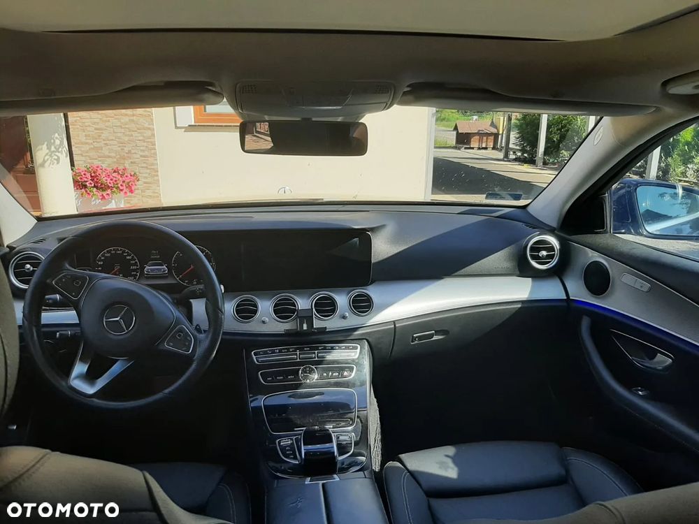 Mercedes-Benz Klasa E 220 d 9G-TRONIC Avantgarde - 8