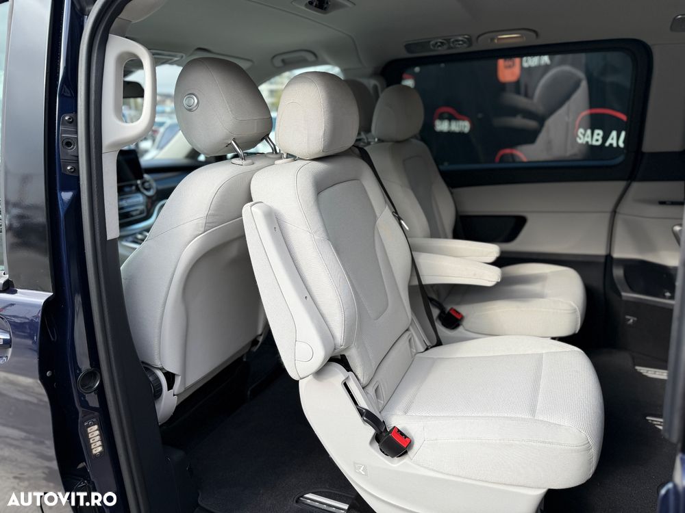 Mercedes-Benz V - 23