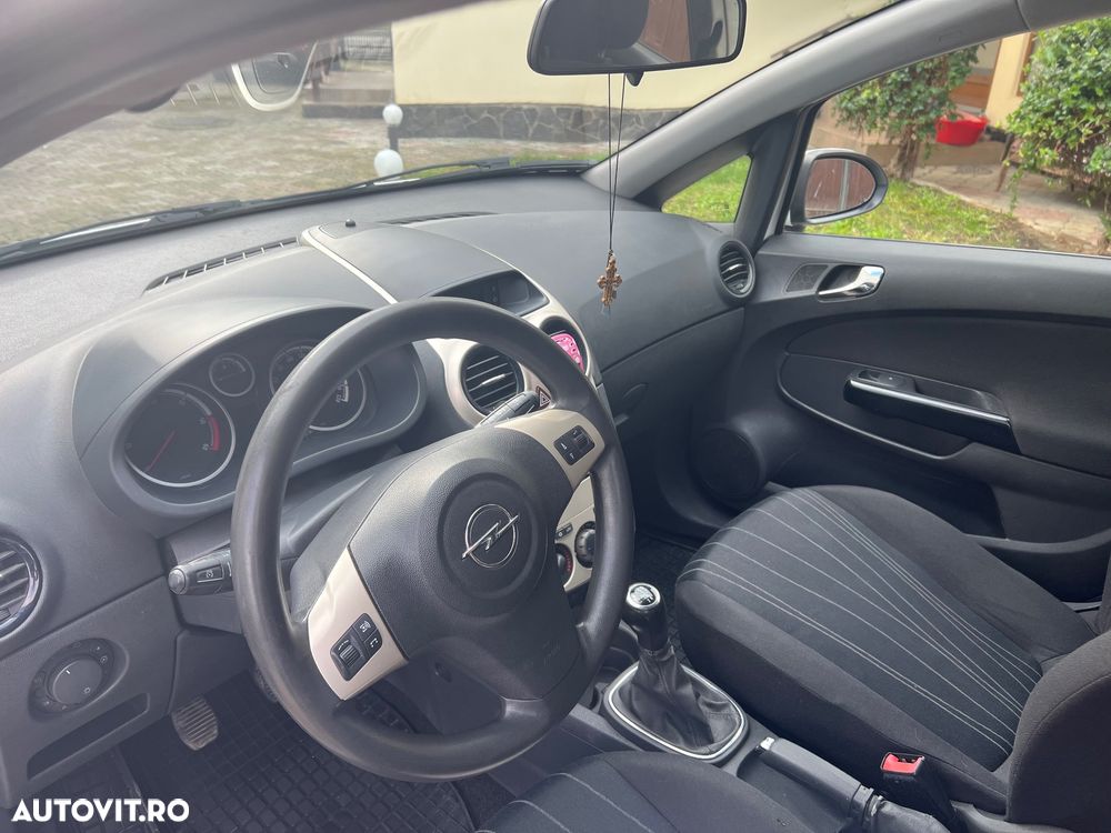 Opel Corsa - 17