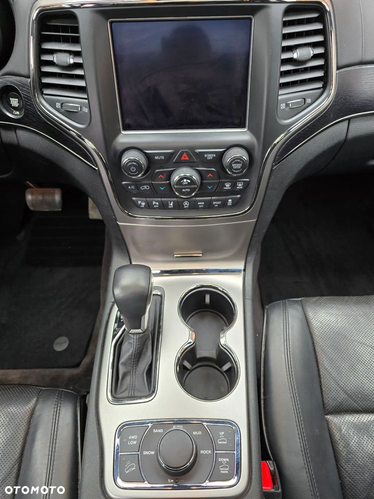 Jeep Grand Cherokee 3.6 V6 Summit - 24