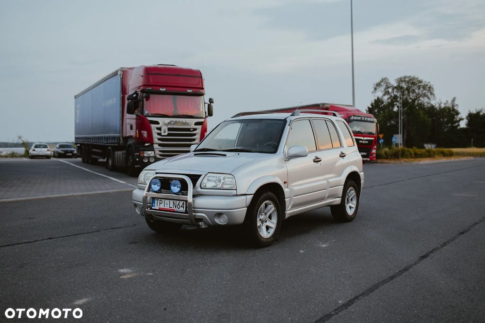 Suzuki Grand Vitara 2.0 HDi - 2