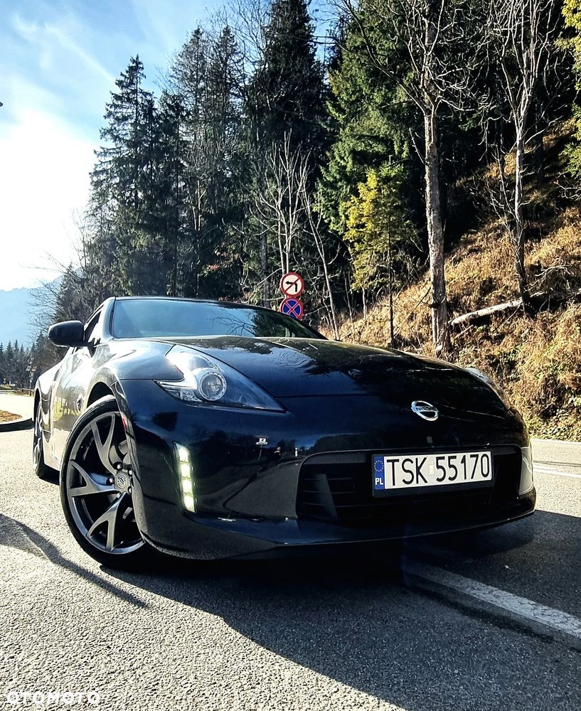 Nissan 370 Z - 7
