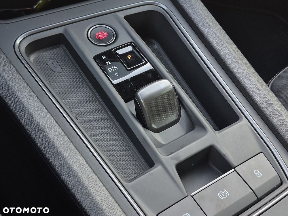 Cupra Leon 2.0 TDI DSG - 25