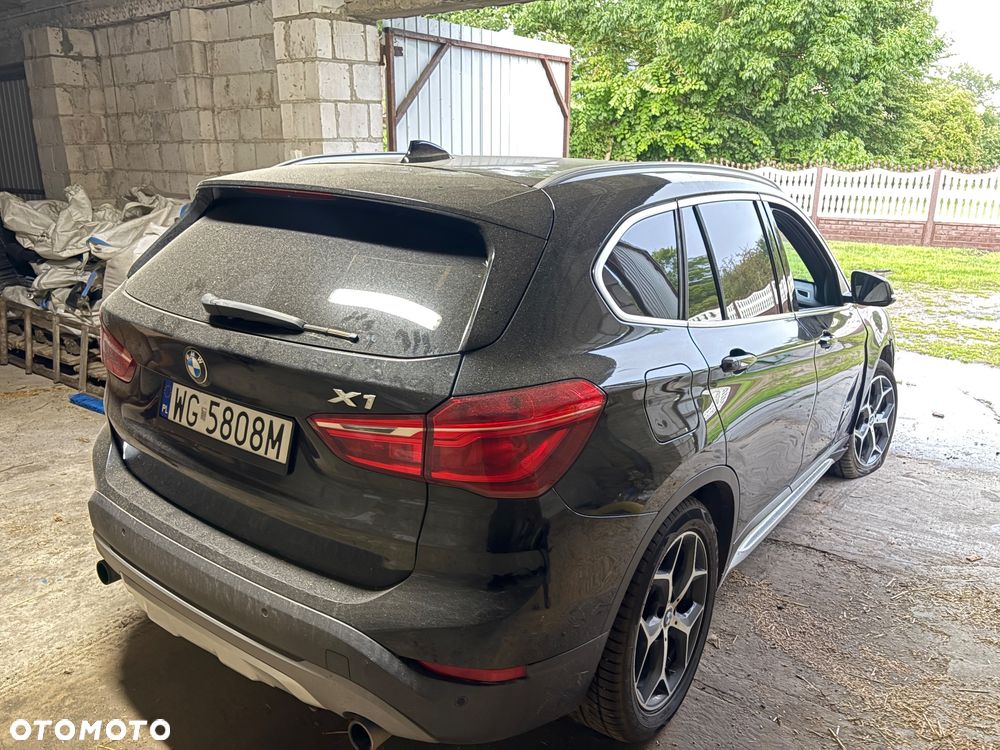 BMW X1 xDrive20i - 6