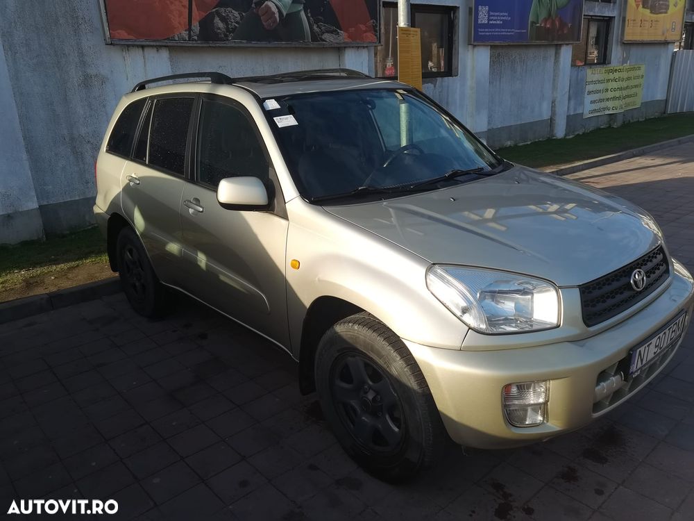 Toyota RAV4 2.0 Aut Sol - 1