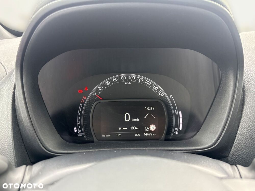Toyota Aygo X - 16