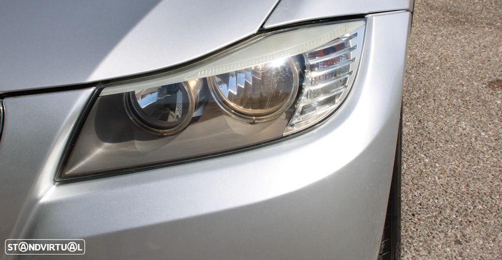BMW 320 d EfficientDynamics Navigation - 19