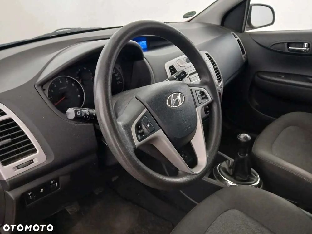 Hyundai i20 - 9
