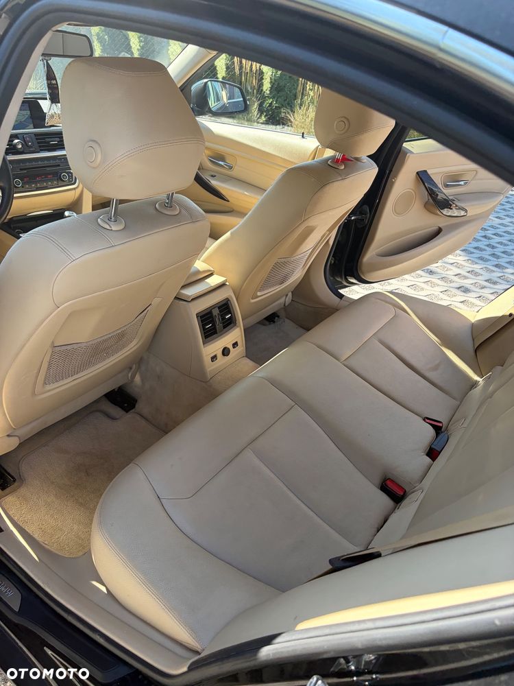 BMW Seria 3 328i Luxury Line - 11
