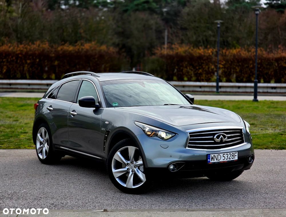Infiniti QX70 3.0d AWD Design - 2