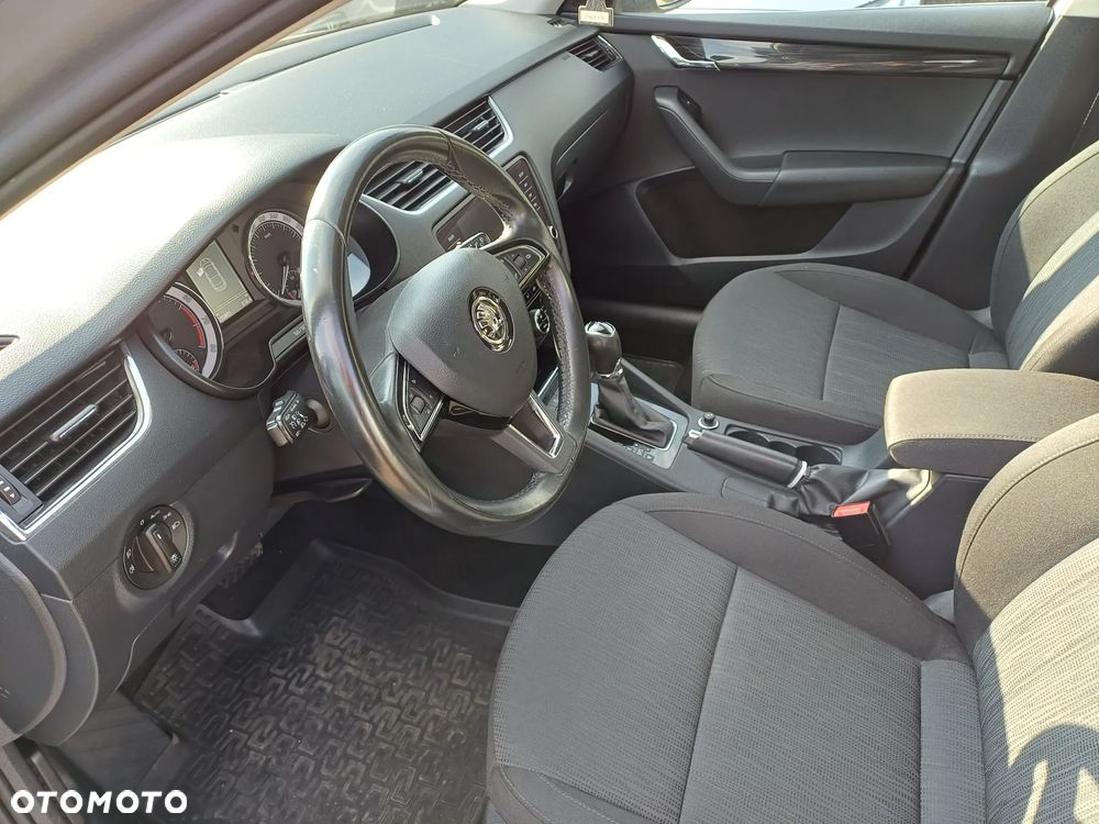 Skoda Octavia 1.8 TSI DSG Ambition - 16
