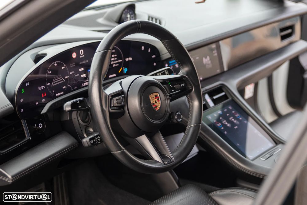 Porsche Taycan 4S Bateria Performance Plus - 28