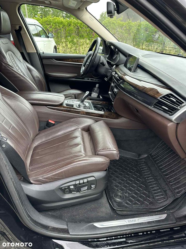 BMW X5 xDrive35i - 11