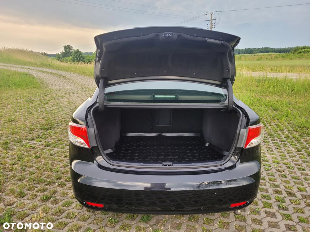 Toyota Avensis 2.0 Prestige NAVI MS - 10