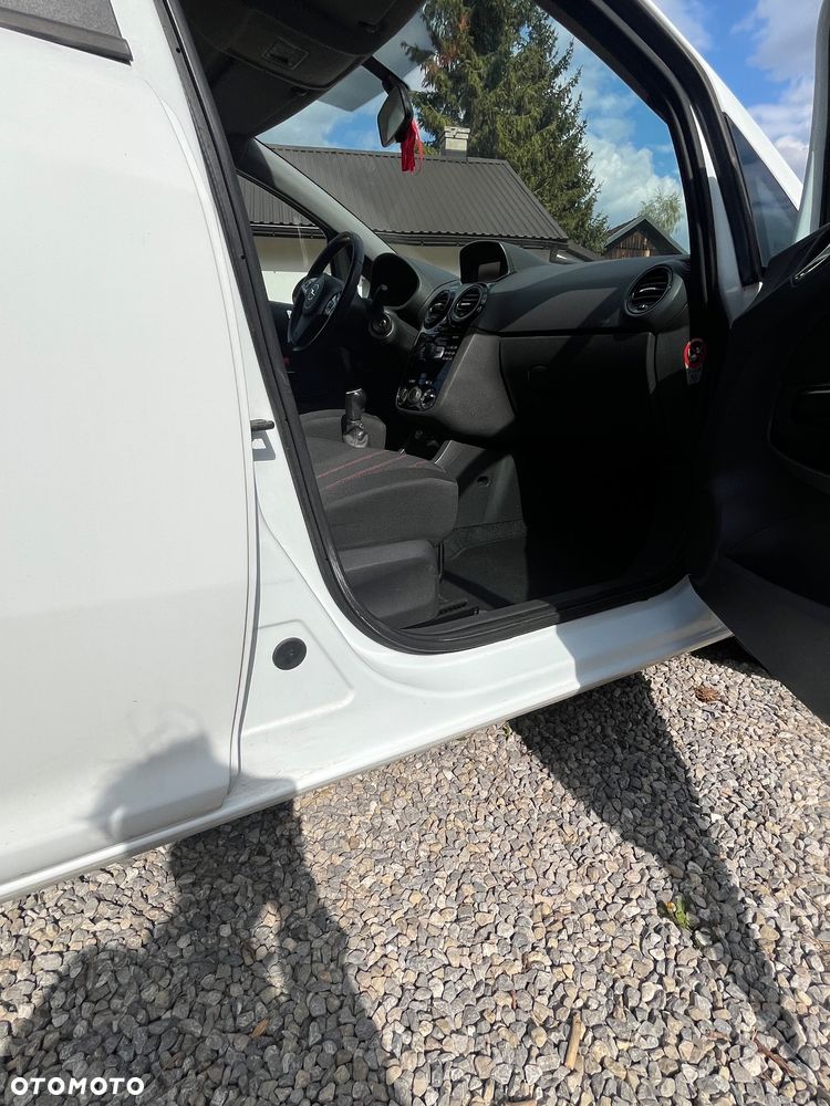 Opel Corsa 1.4 16V Enjoy - 21