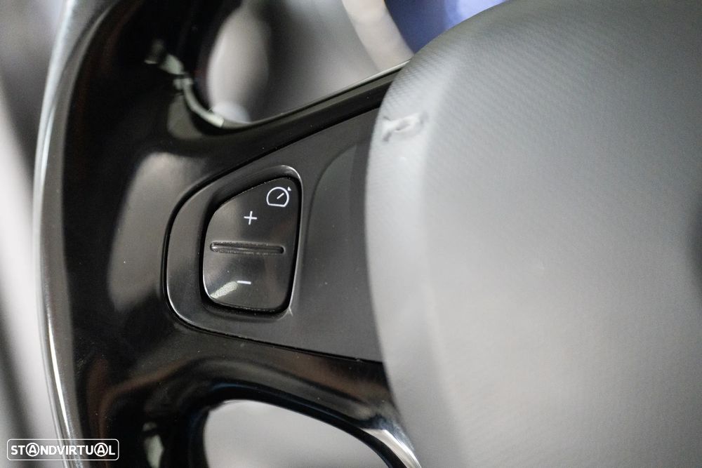 Renault Captur ENERGY dCi 90 EDC Intens - 25
