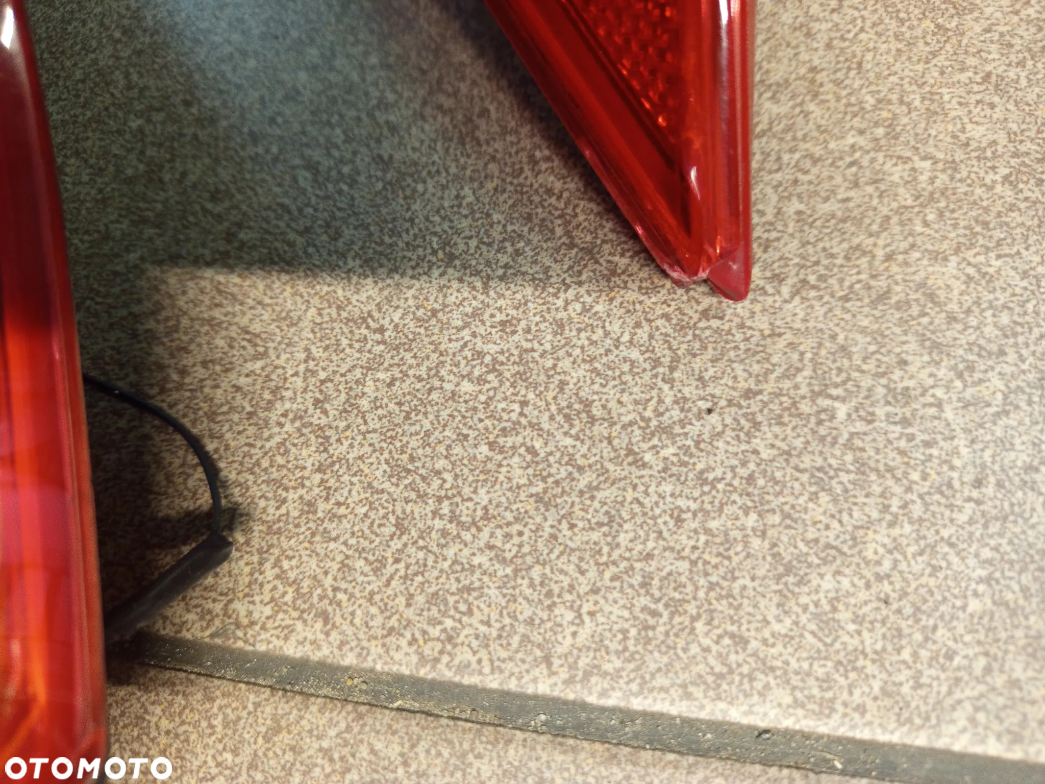 lampa tył prawa org eu  w blotnik i klape  peugeot 307cc poznan - 3