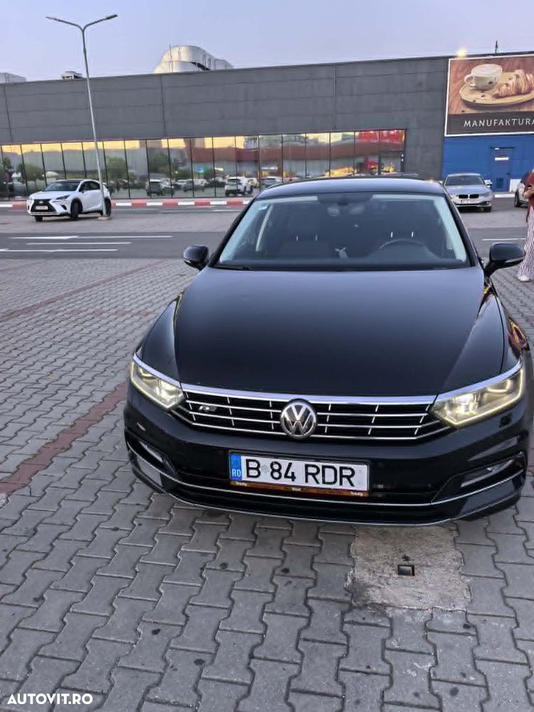 Volkswagen Passat 2.0 TDI DSG 4Motion R Executive - 14