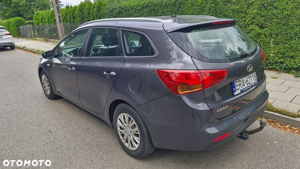 Kia Ceed - 5