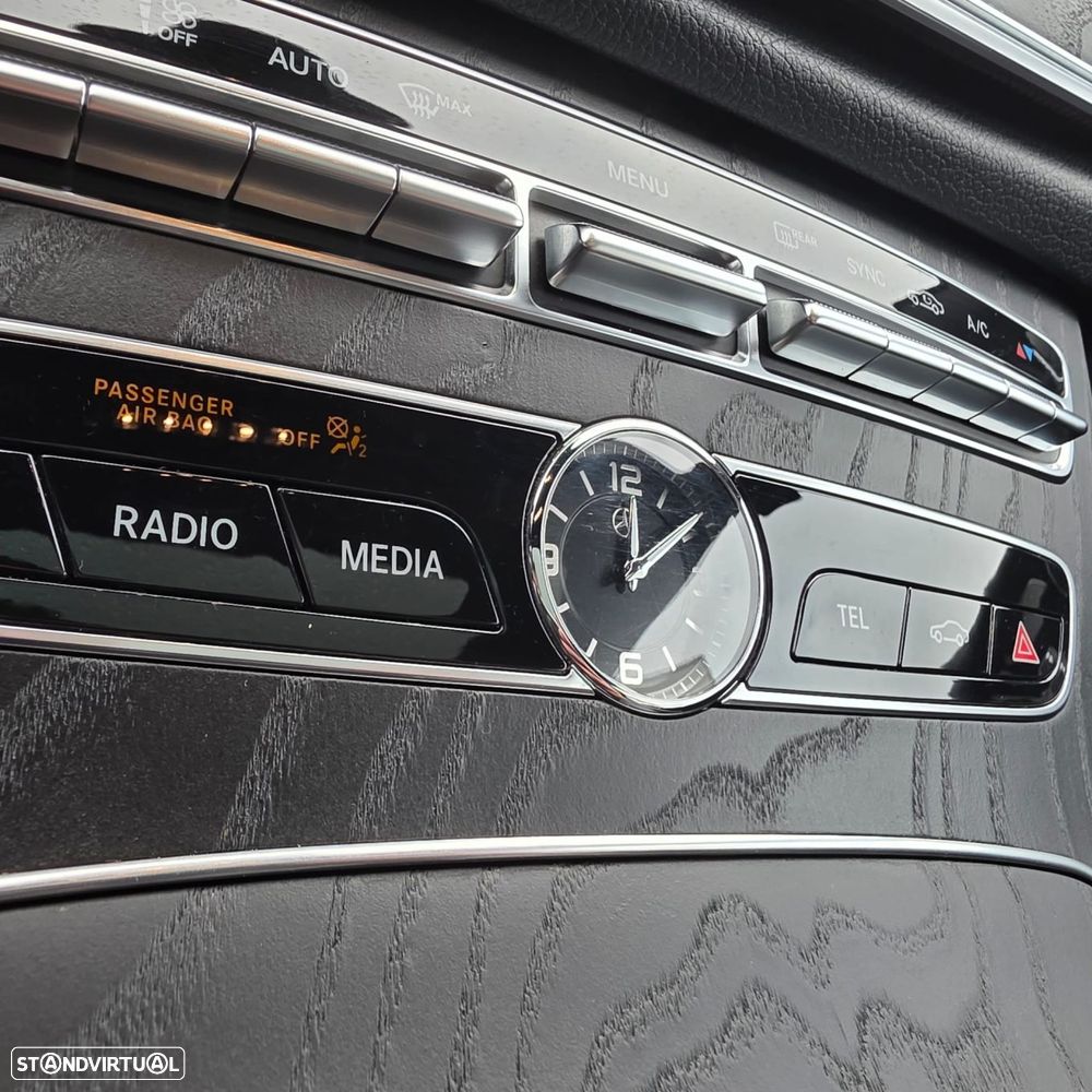 Mercedes-Benz E 220 d Coupe 9G-TRONIC AMG Line - 40