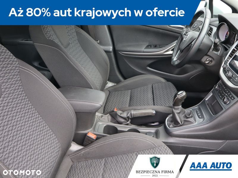 Opel Astra - 11