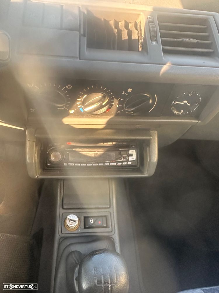 Renault Clio 1.2 Oasis - 6