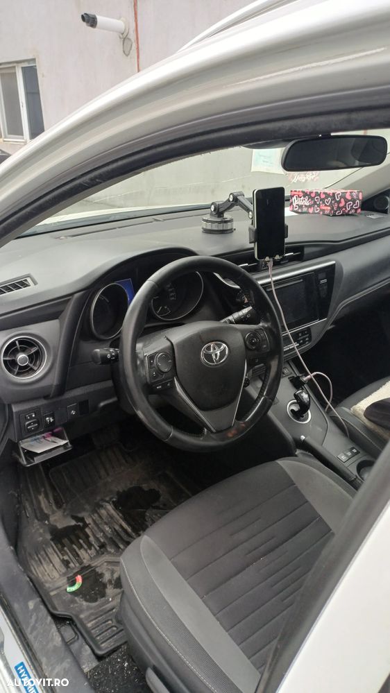 Toyota Auris 1.8 L VVT-i Luna - 7